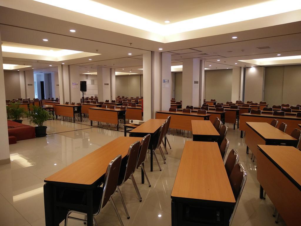 Amaris Hotel Citra Raya - Тангеранг Экстерьер фото